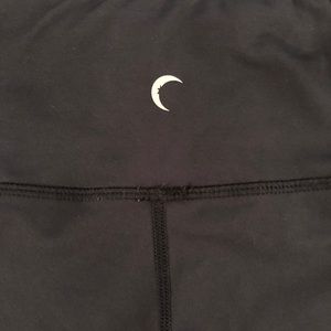 Zyia Light and Tight crop leggings